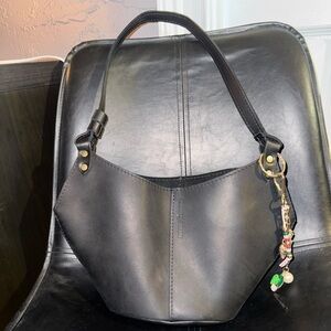 Portland Leather Black Kangaroo Shoulder Bag